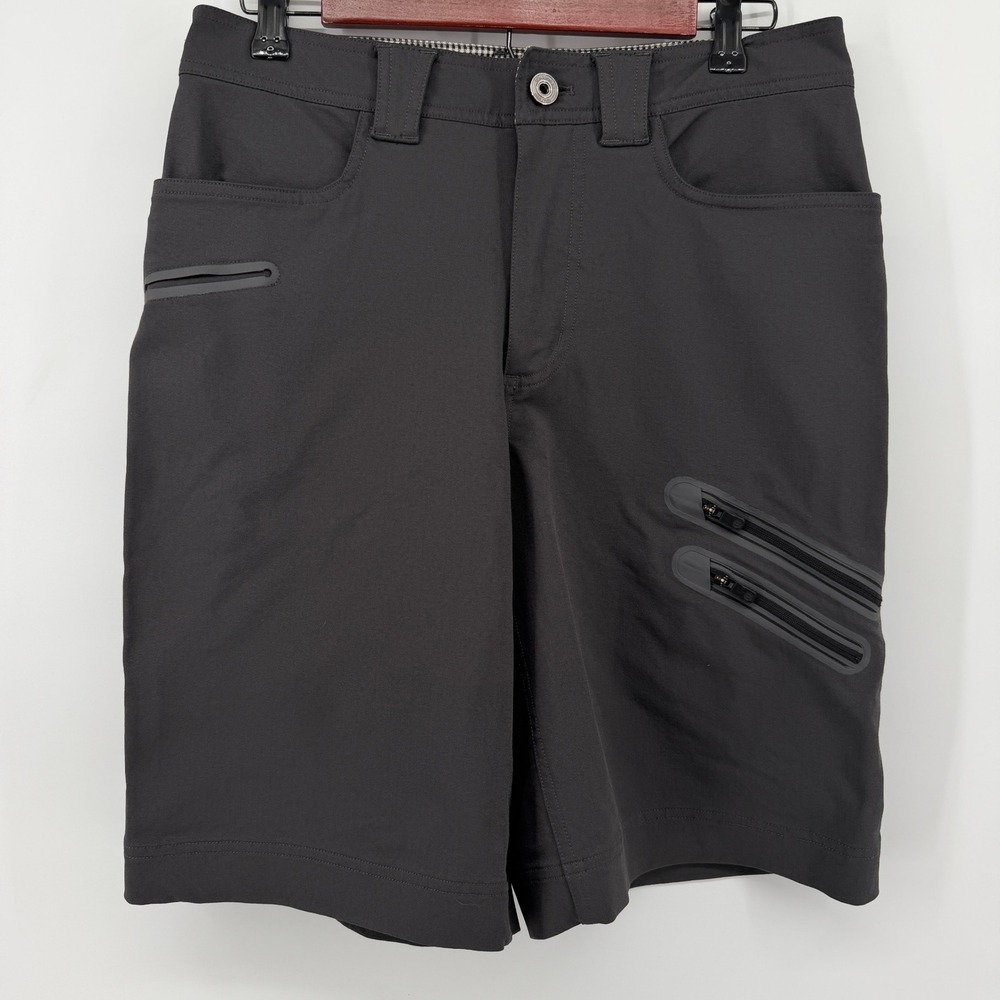 Lululemon Cadence Commute Utility Shorts Mens 32 Gray Zippered Pockets Technical